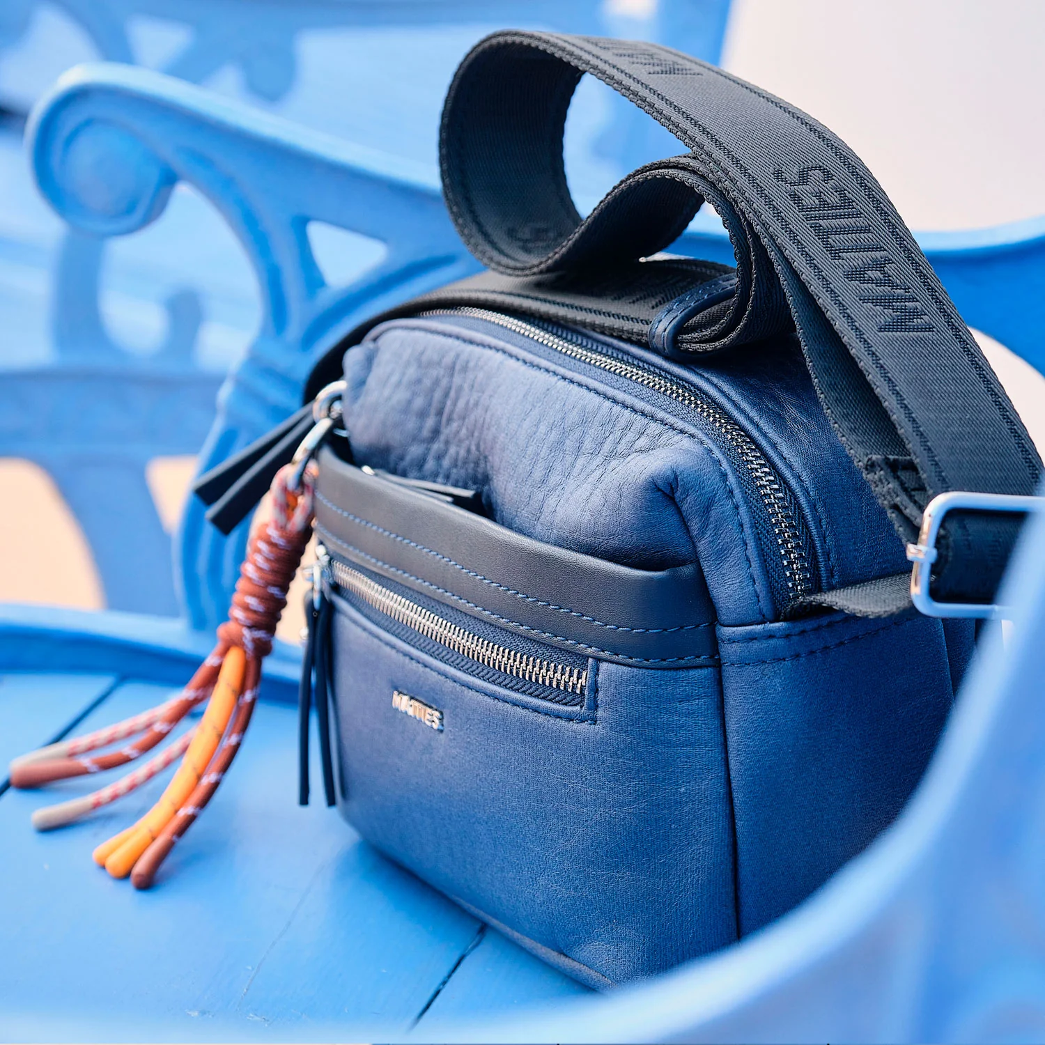 Bolso bandolera Tama compacto - Image 10