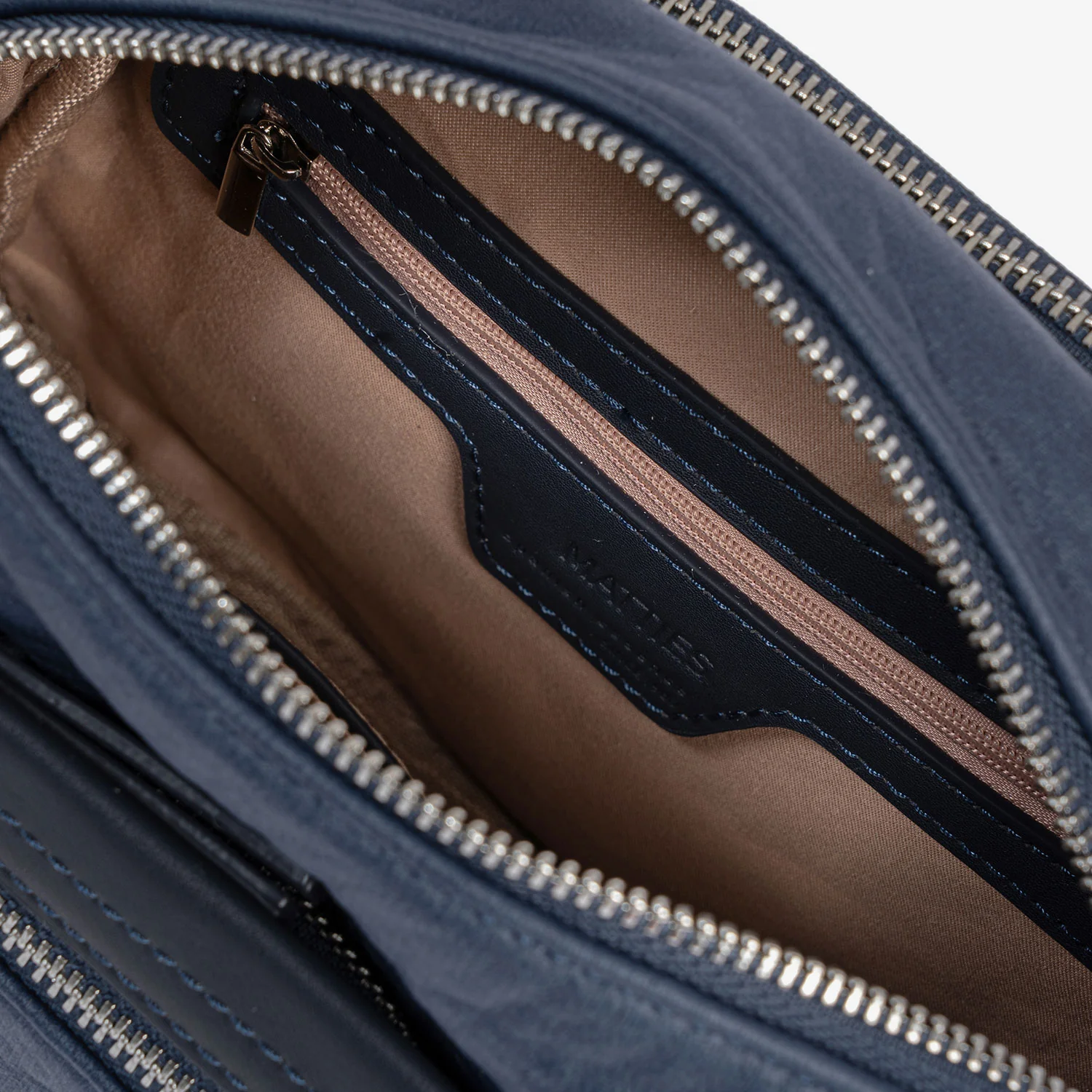 Bolso bandolera Tama compacto - Image 8