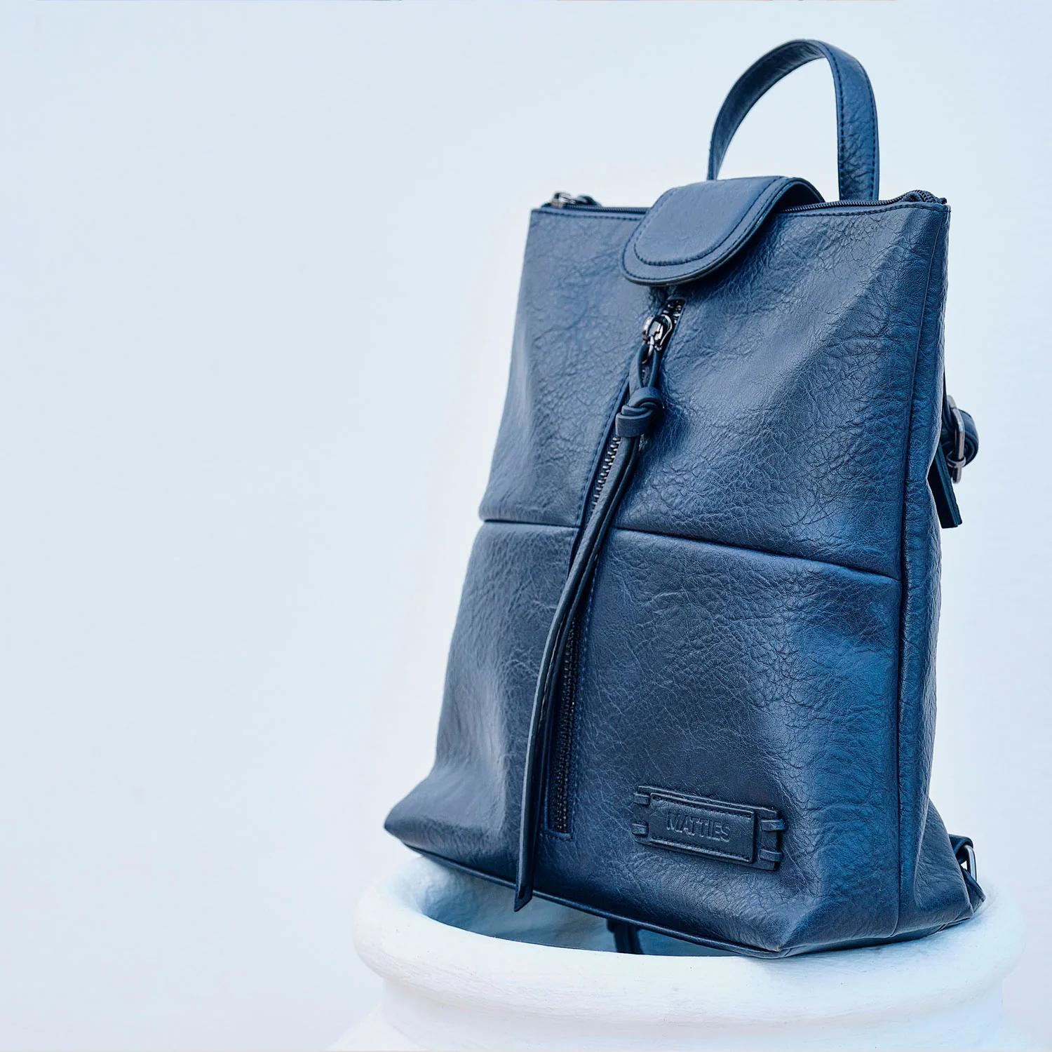 Mochila, Serie mochilas. 30x29x9 cm - Image 17