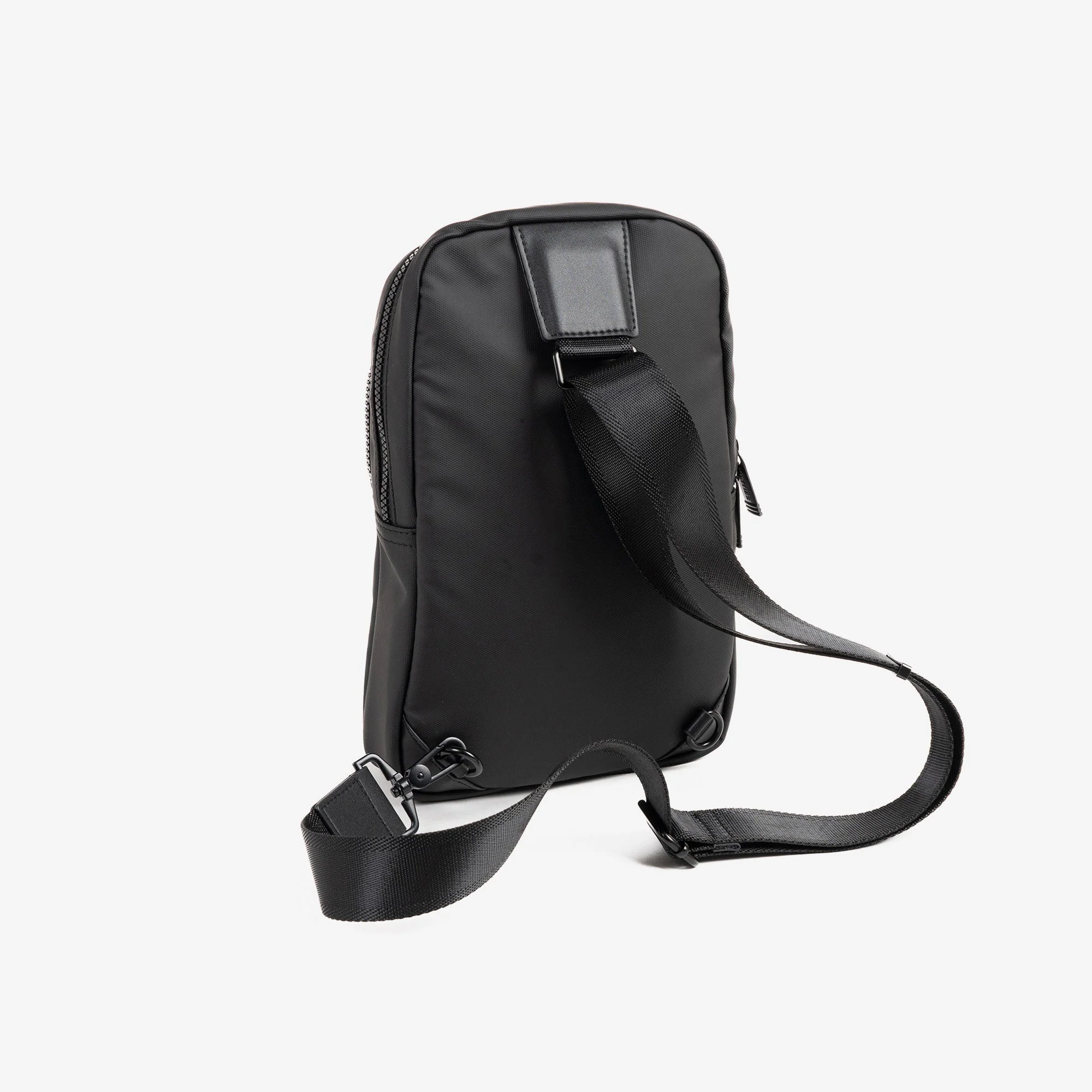 BOLSO BANDOLERA PARA HOMBRE, COLECCIÓN COATED NYLON. 19x27x7.5 cm - Image 4