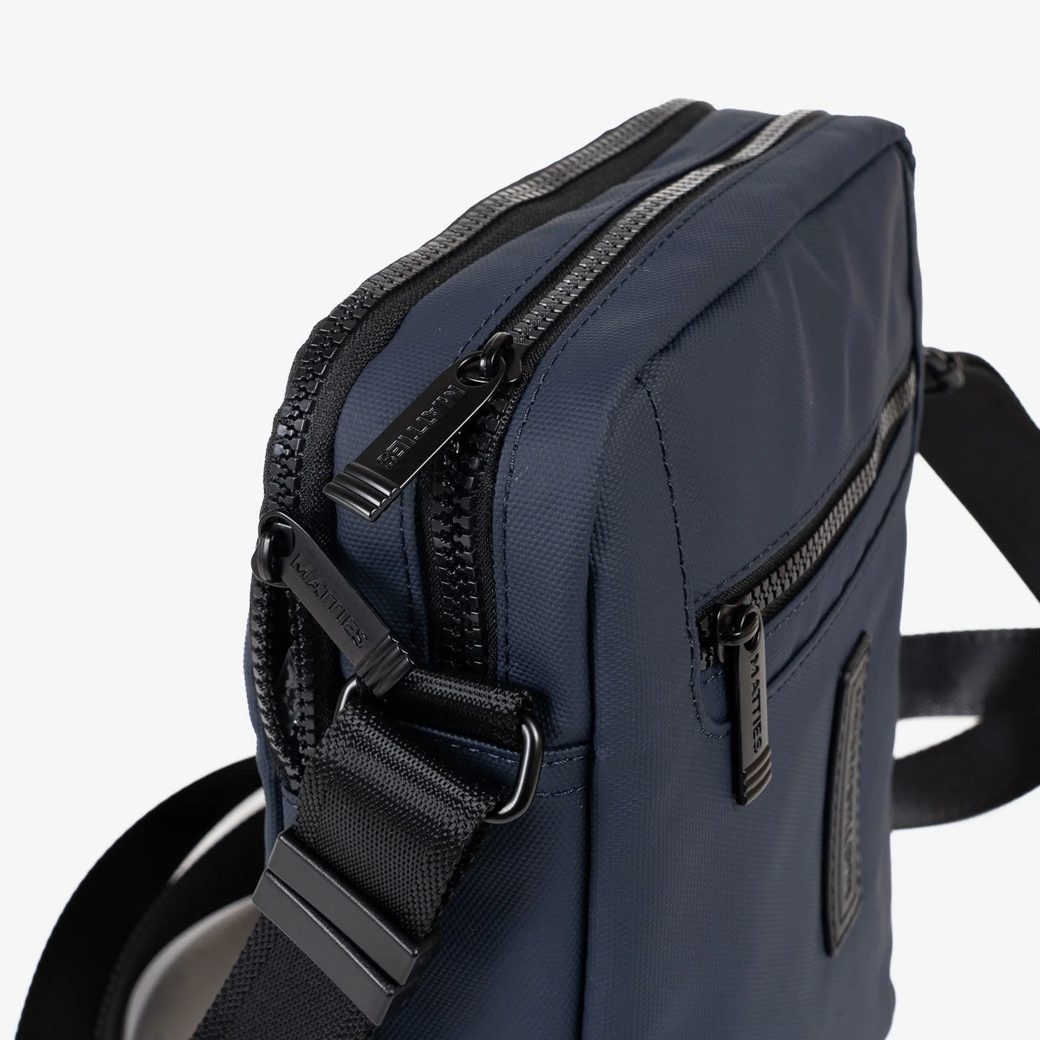 BOLSO BANDOLERA PARA HOMBRE, COLECCIÓN COATED NYLON. 21x26x07 cm - Image 5